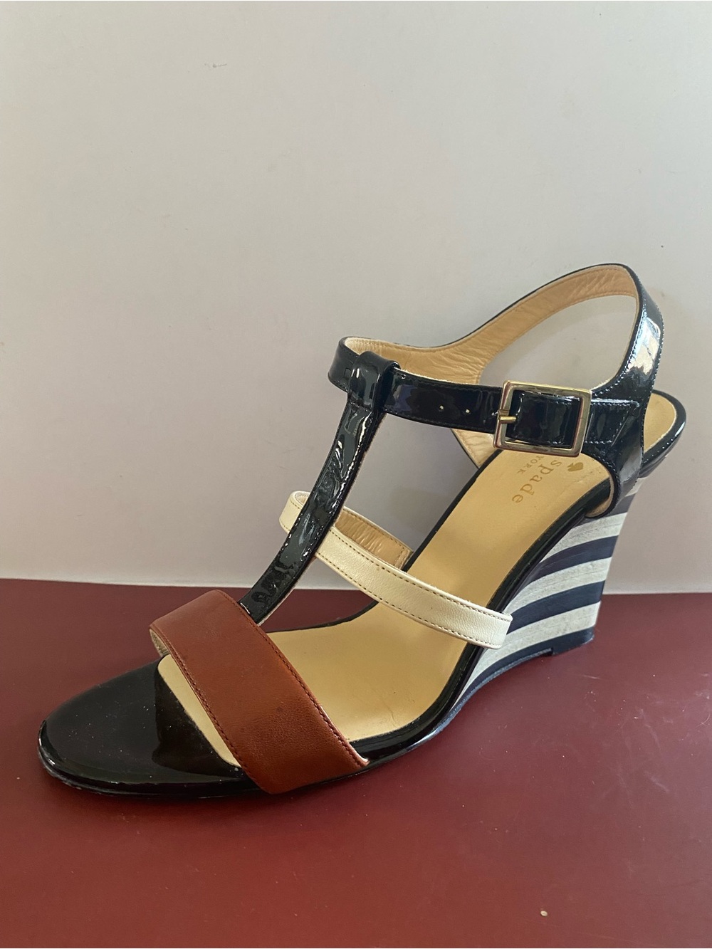 🍾🥂HOST PICK🥂🍾 Kate Spade Irina Black, White & Brown Striped Wedge Sandals